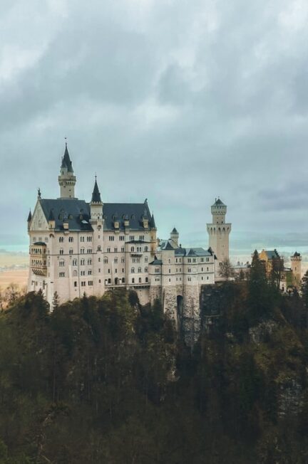 Photo castles Europe itinerary