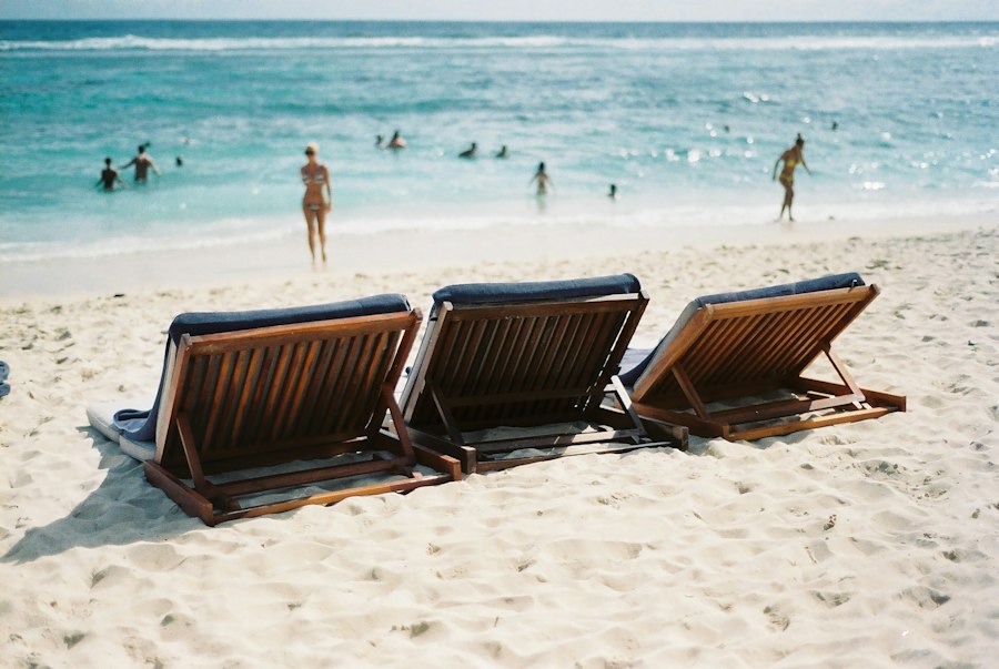 Photo vacation cost-saving